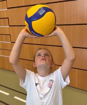 10 Finger am Ball (2)-1